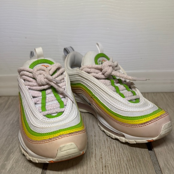 Nike Air Max - Picture 1 of 5